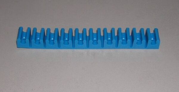 Barrette de fixation de tuyau diamètre 4 mm